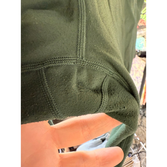 Women's Fabletics Leggings Size M Green - Picture 5 of 9